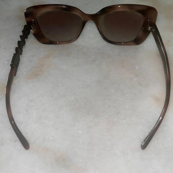 New Chanel CH 5422 B Sunglasses - Picture 4 of 8